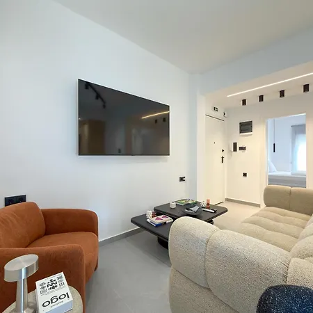 North Living ι Near Toumba Stadium